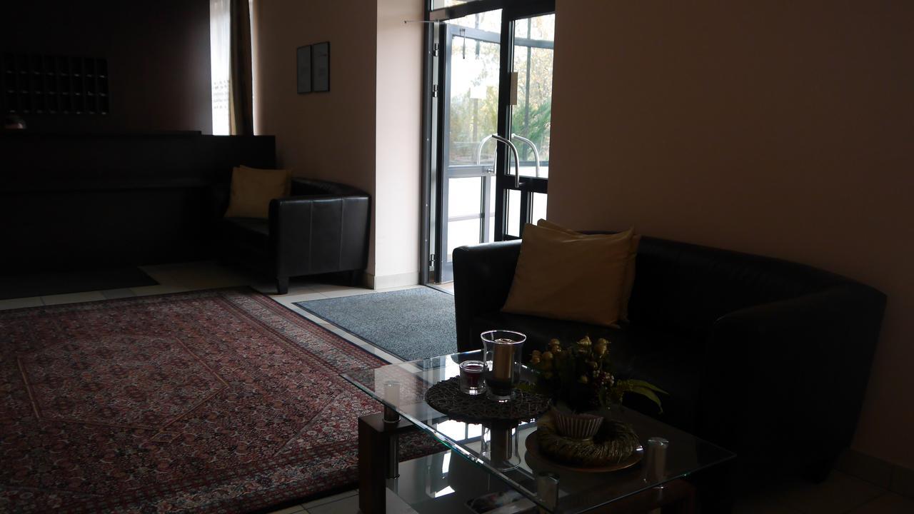 Hotel Julianow Varşova Dış mekan fotoğraf