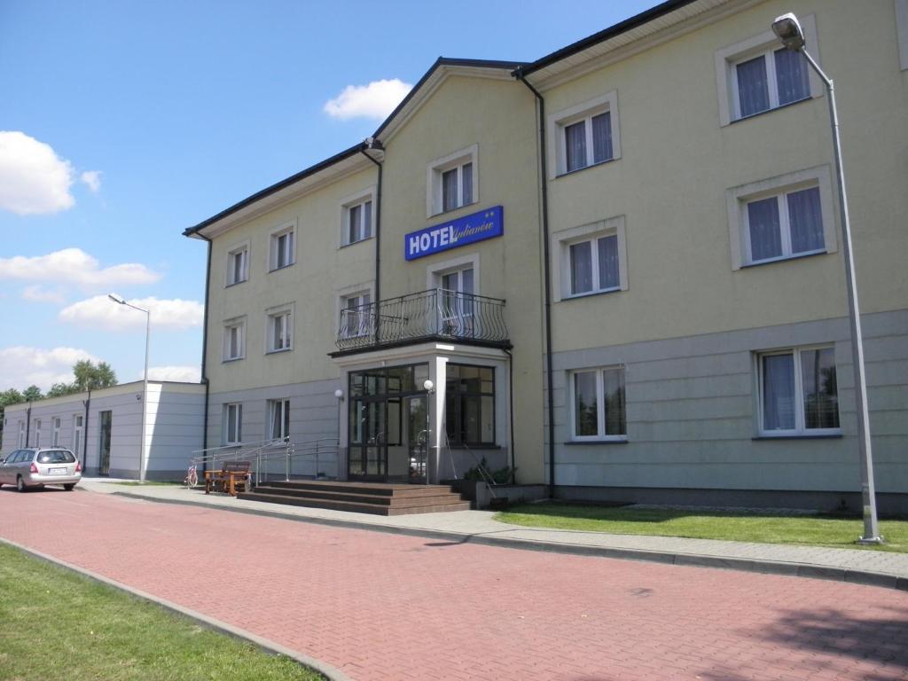 Hotel Julianow Varşova Dış mekan fotoğraf